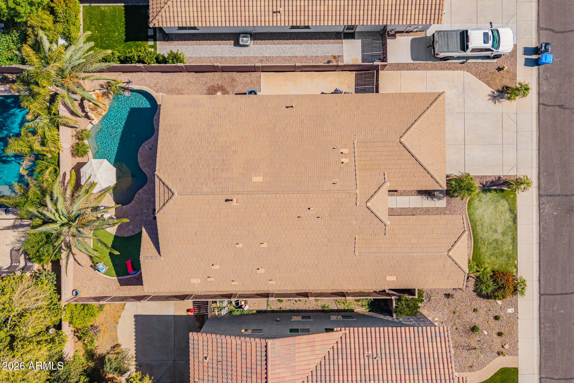 2740 E RAKESTRAW Lane