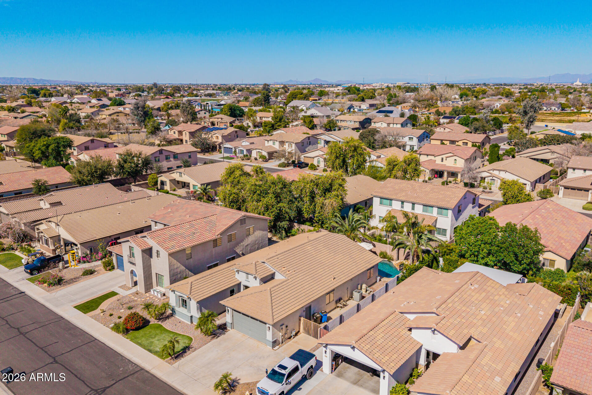 2740 E RAKESTRAW Lane