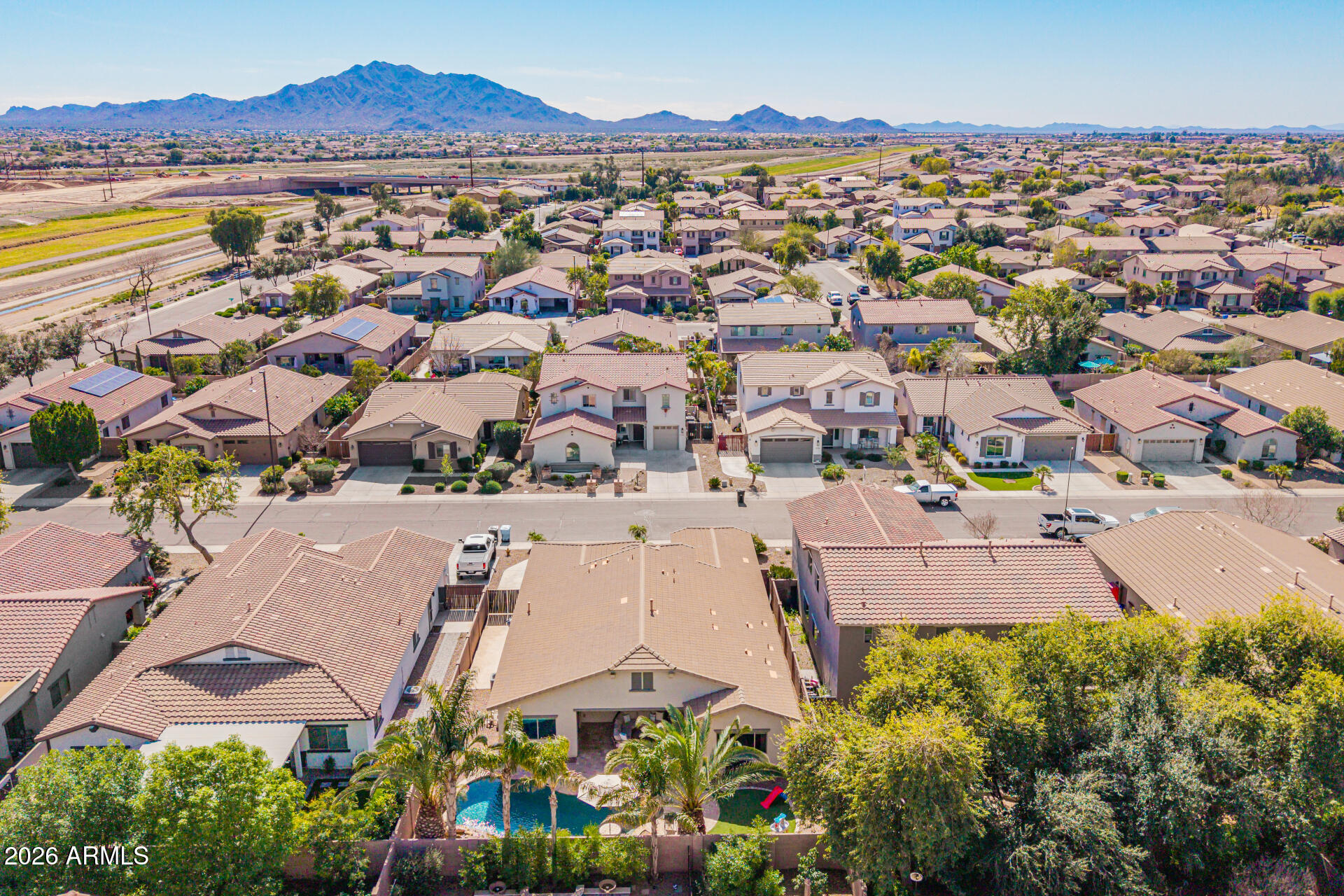 2740 E RAKESTRAW Lane