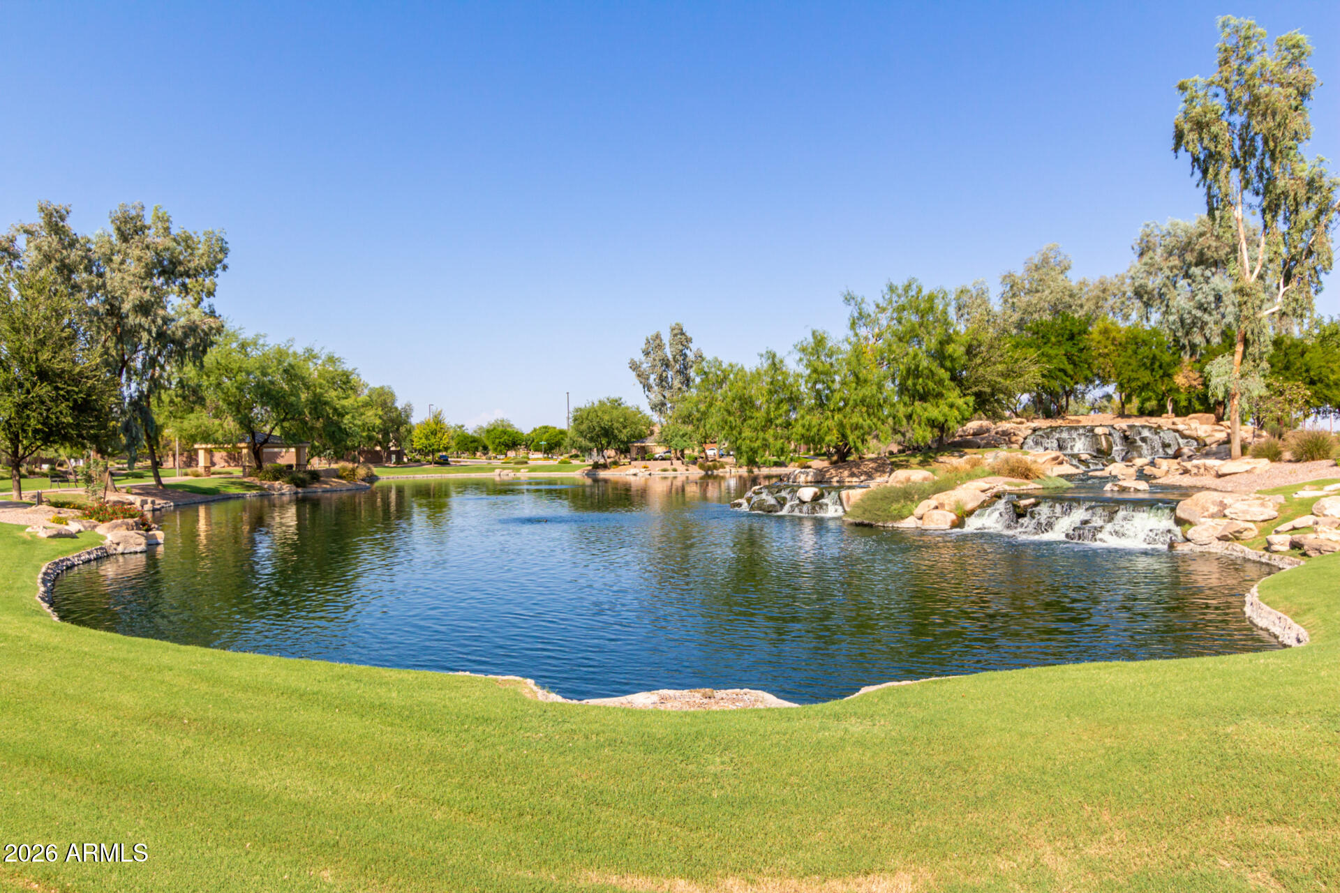 2740 E RAKESTRAW Lane