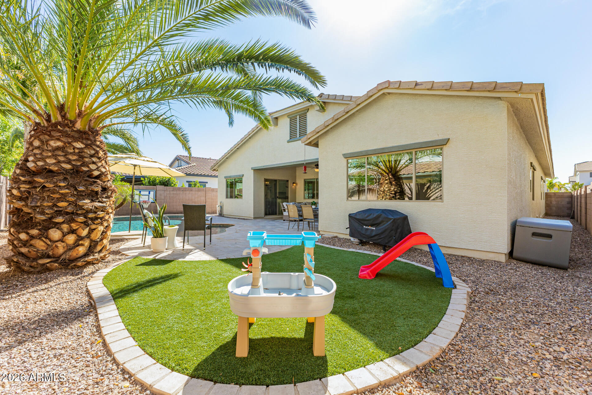 2740 E RAKESTRAW Lane