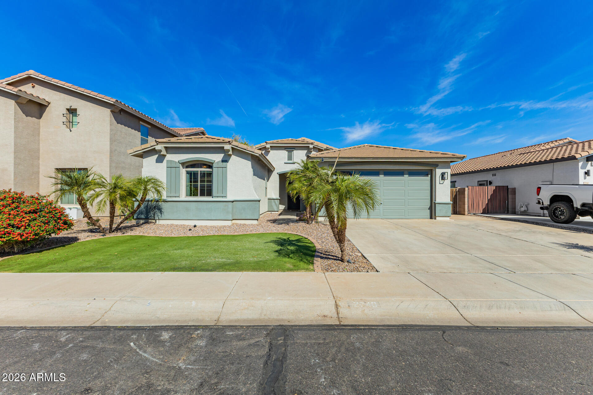 2740 E RAKESTRAW Lane