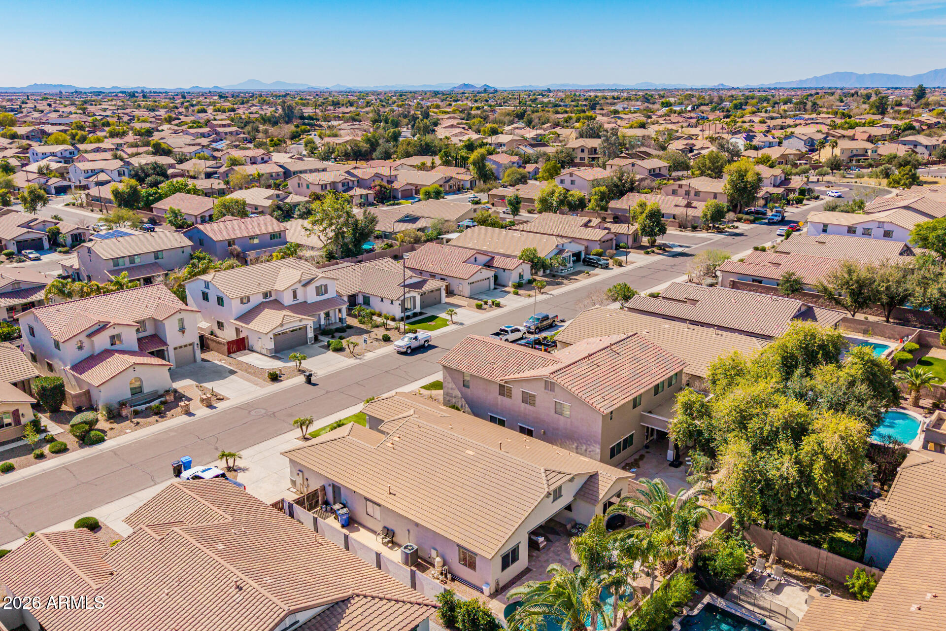 2740 E RAKESTRAW Lane