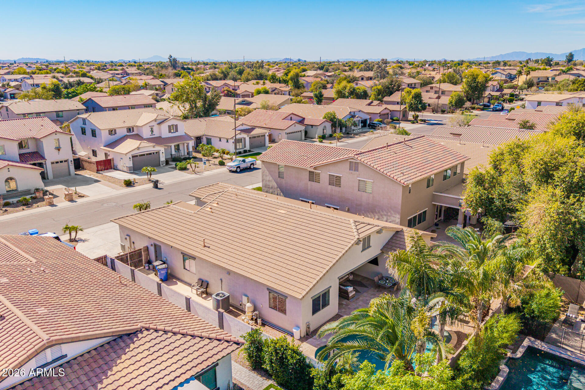 2740 E RAKESTRAW Lane