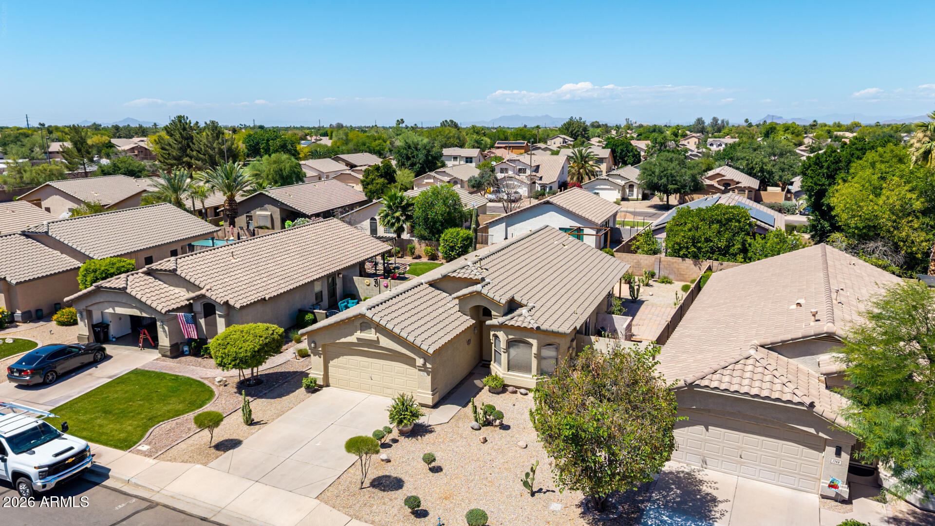 1742 E PONY Lane