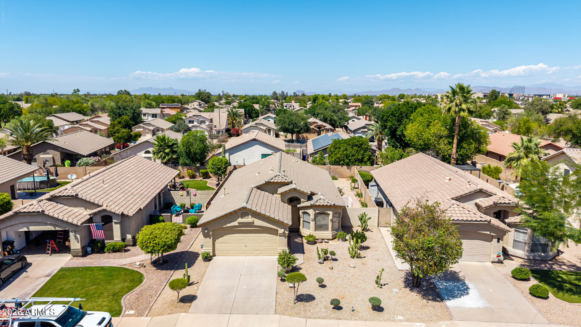 1742 E PONY Lane