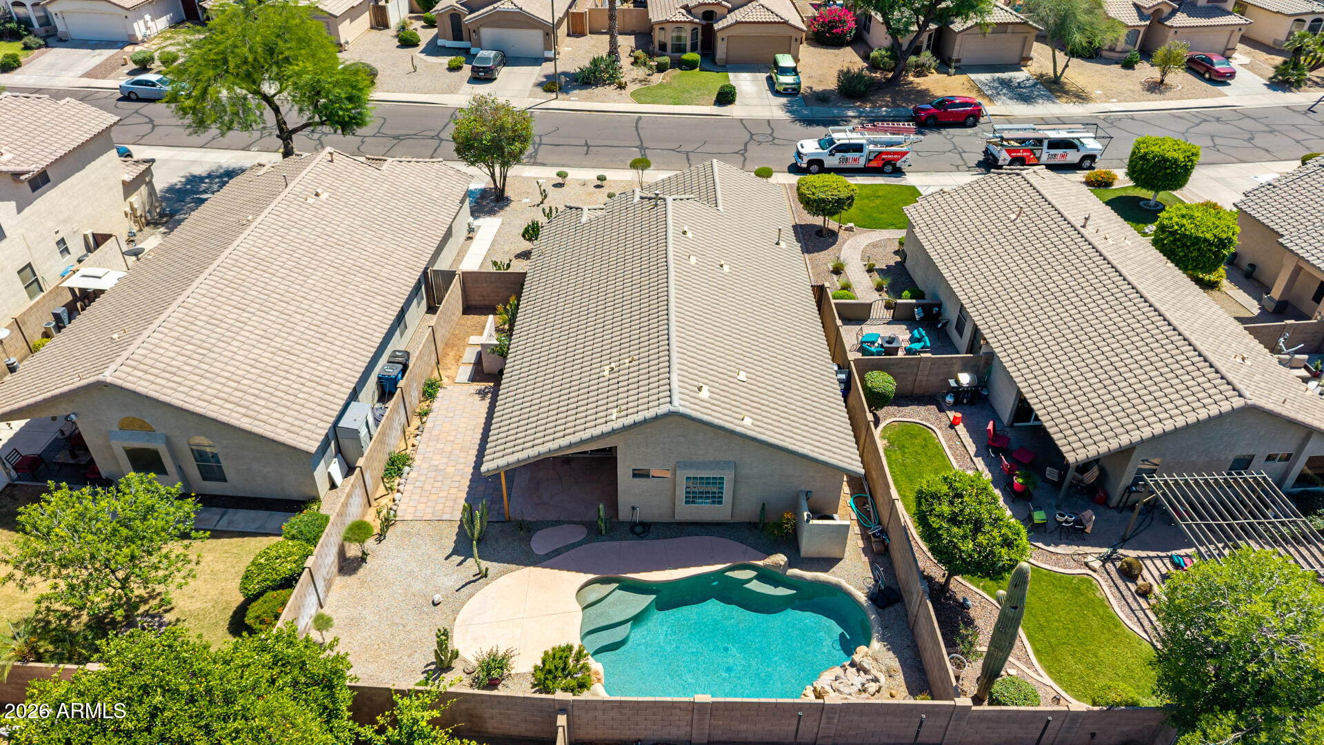 1742 E PONY Lane