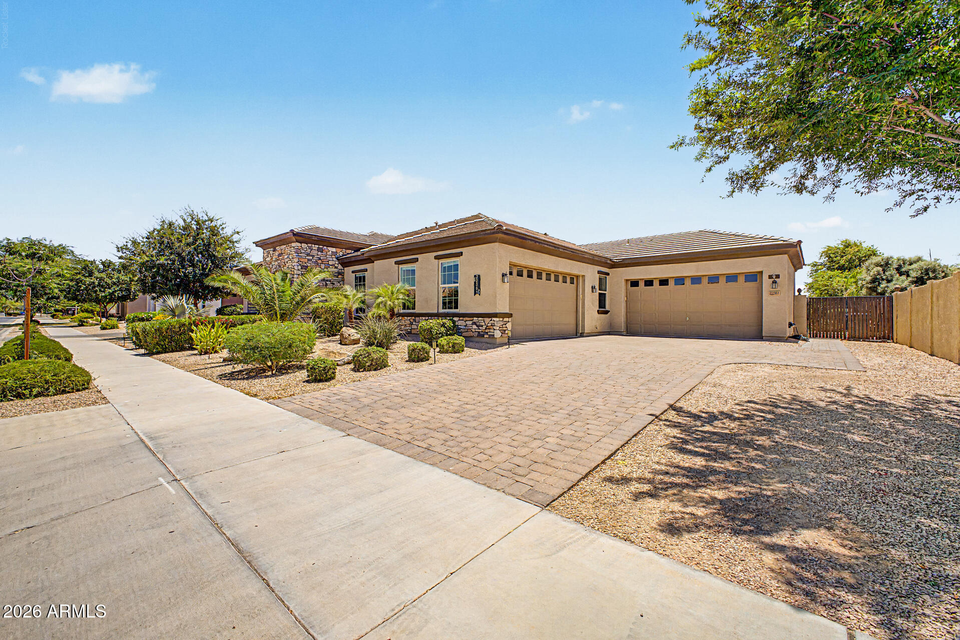 22361 E SENTIERO Drive