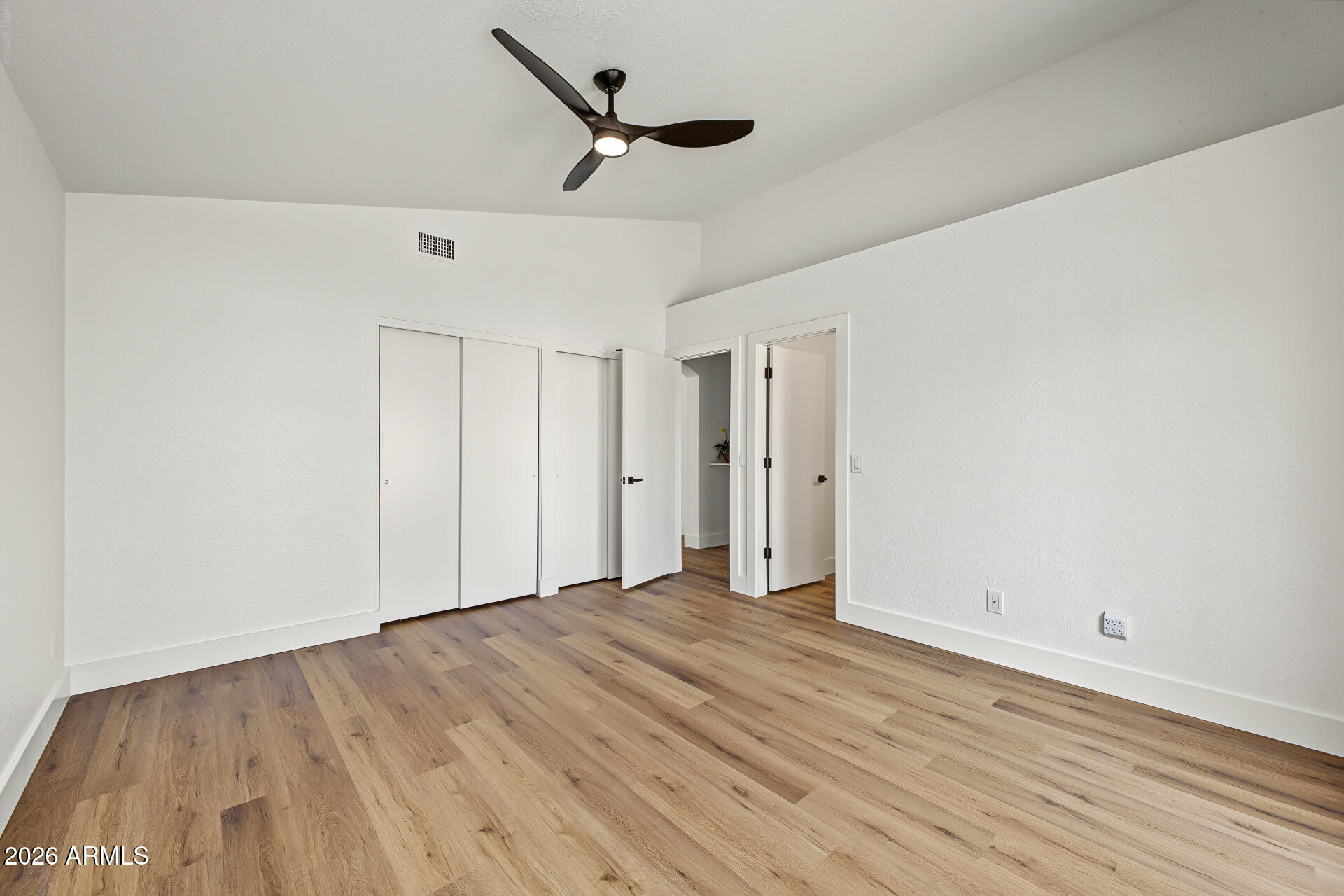 851 E ROCKWELL Drive
