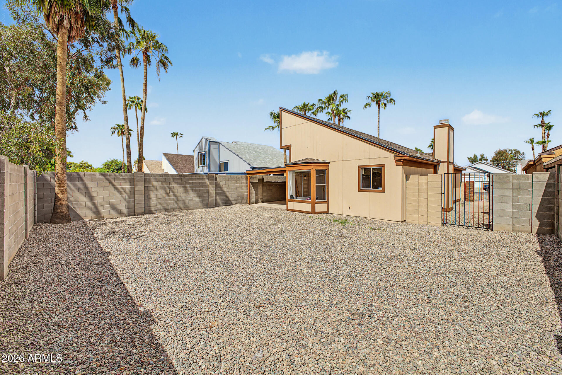851 E ROCKWELL Drive