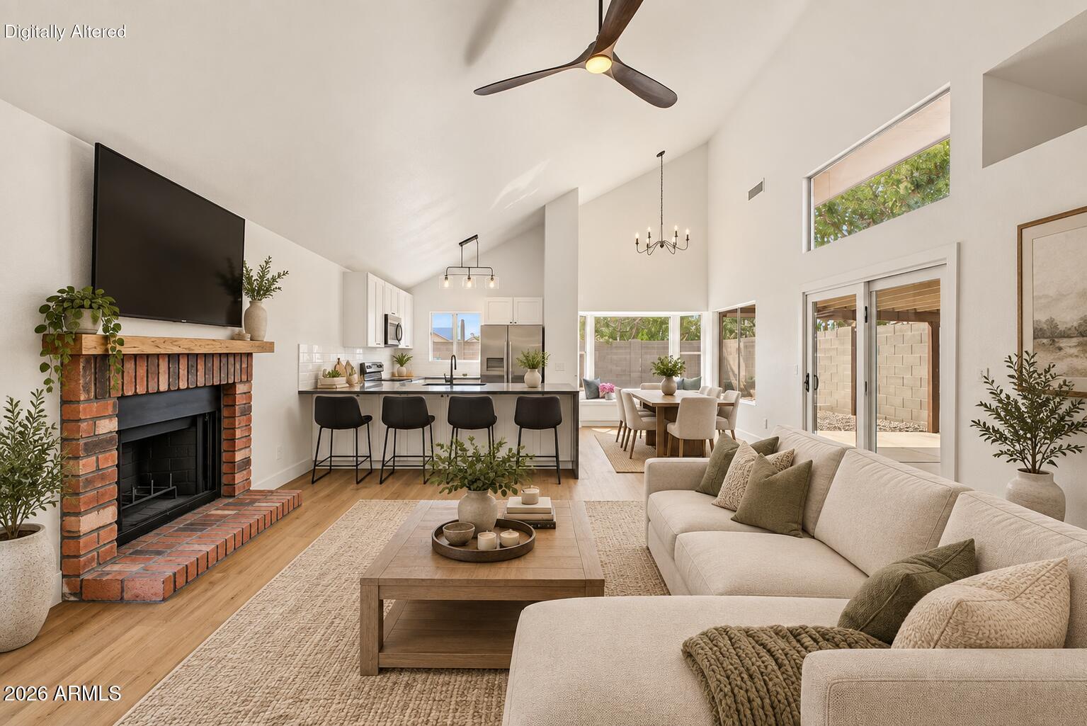 851 E ROCKWELL Drive