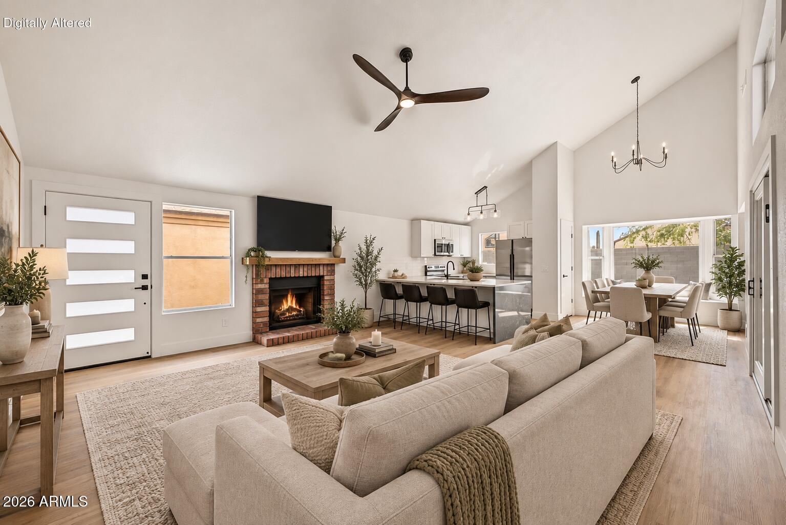 851 E ROCKWELL Drive