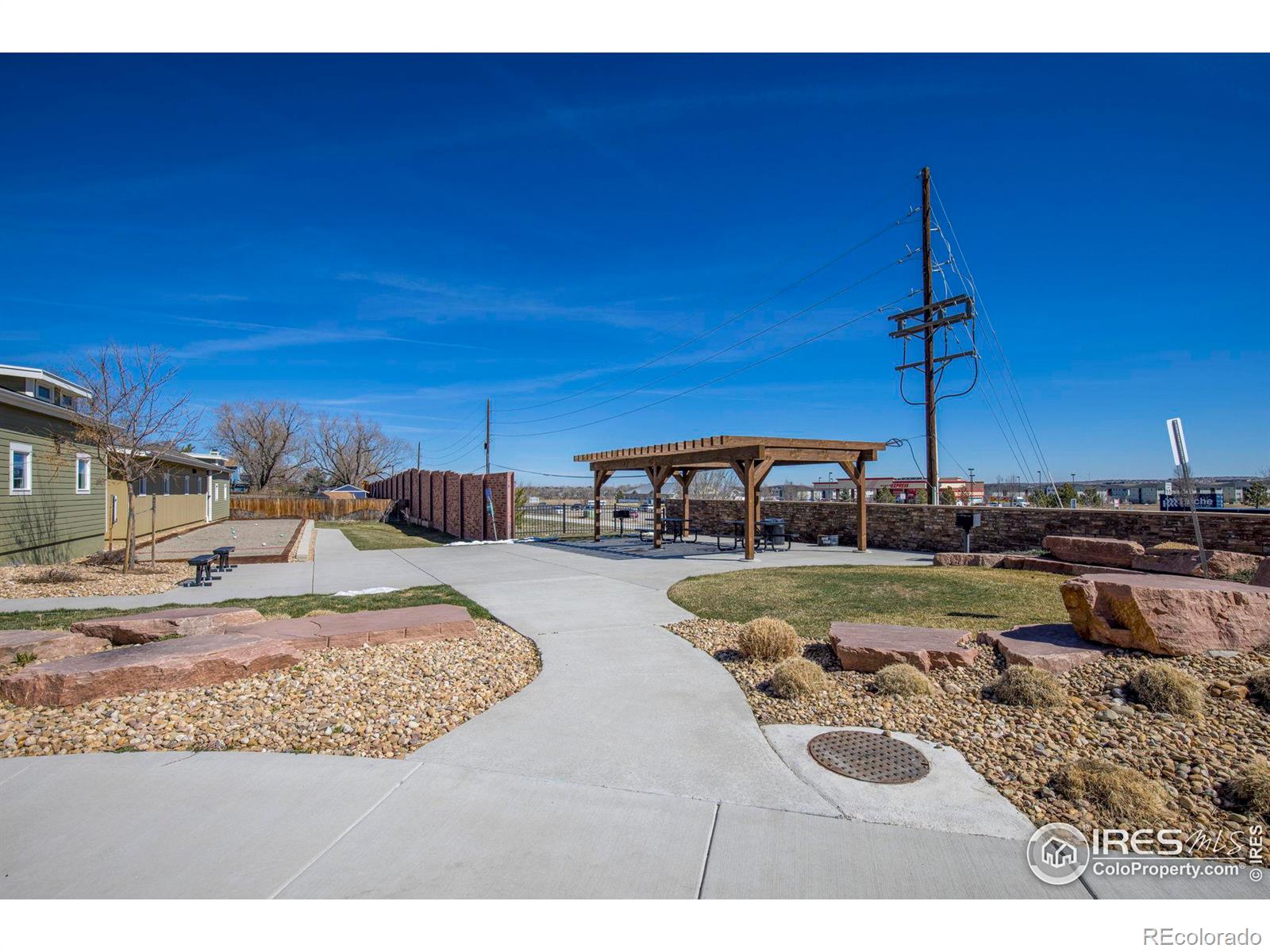 270 S Cherrywood Drive Unit: 102