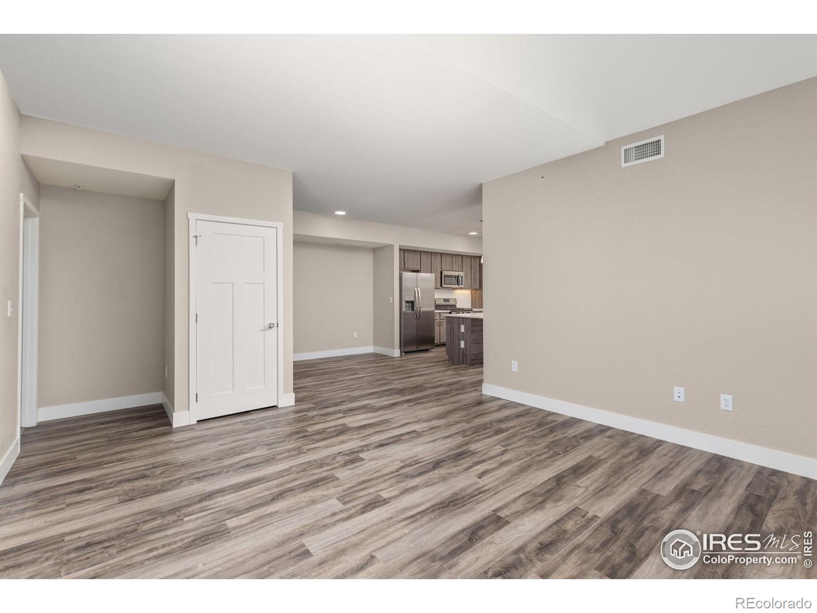 270 S Cherrywood Drive Unit: 102