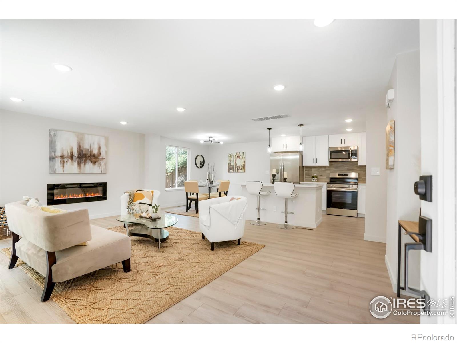 114 Placer Avenue