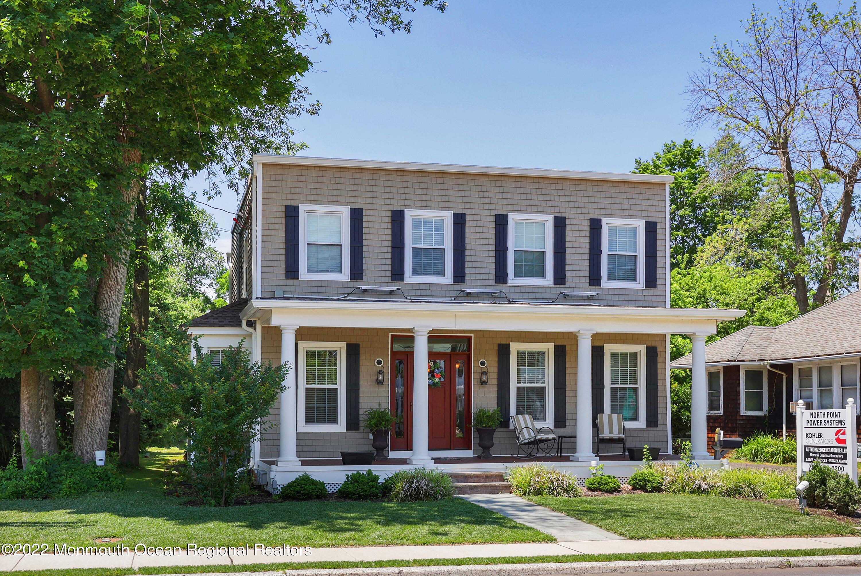 812 Broad Street