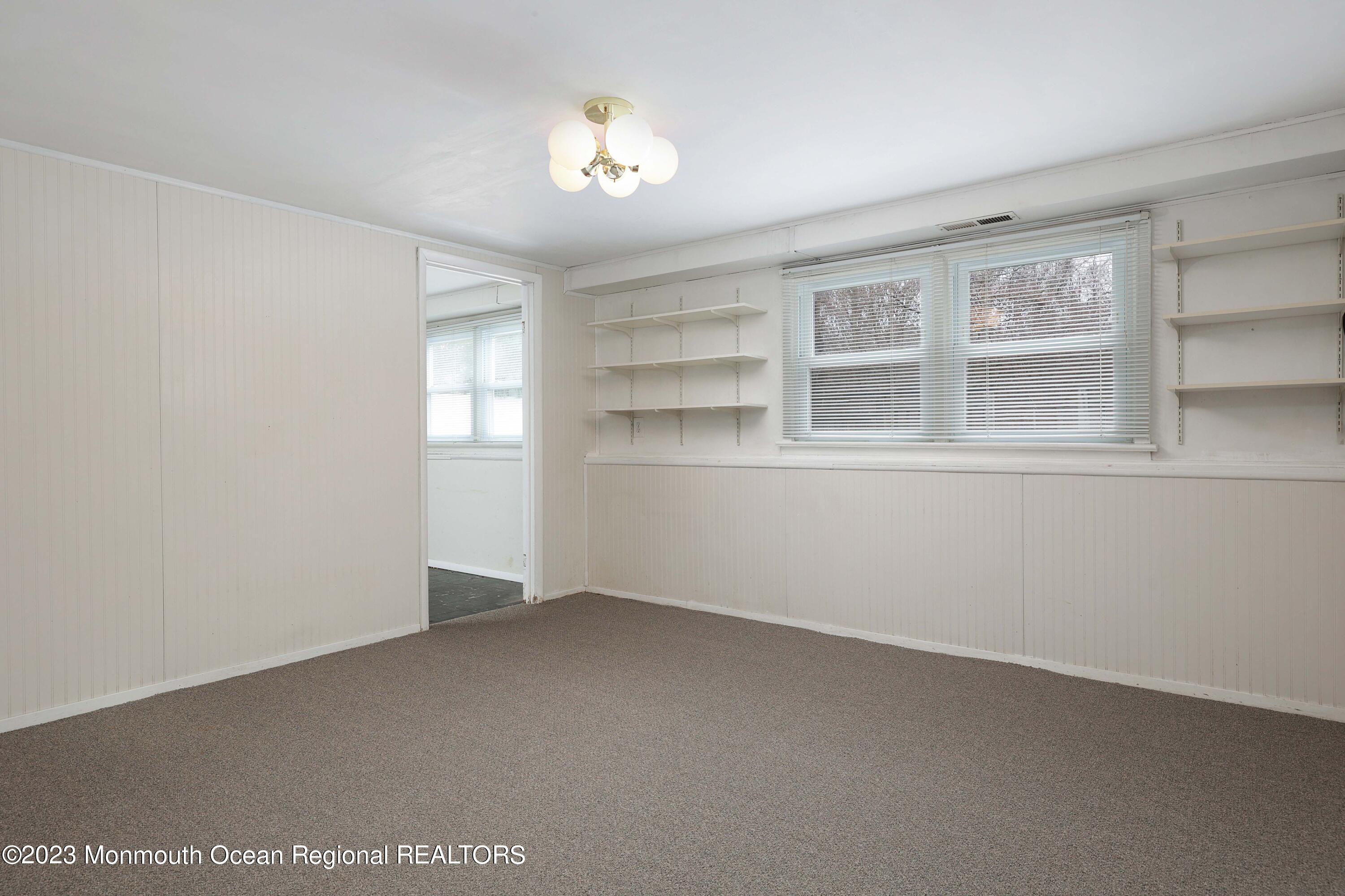138 Manor Parkway