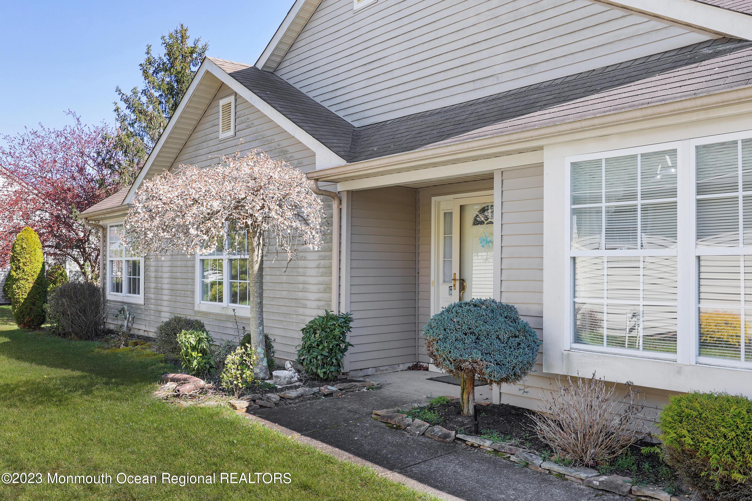 2923 Rock Hill Lane