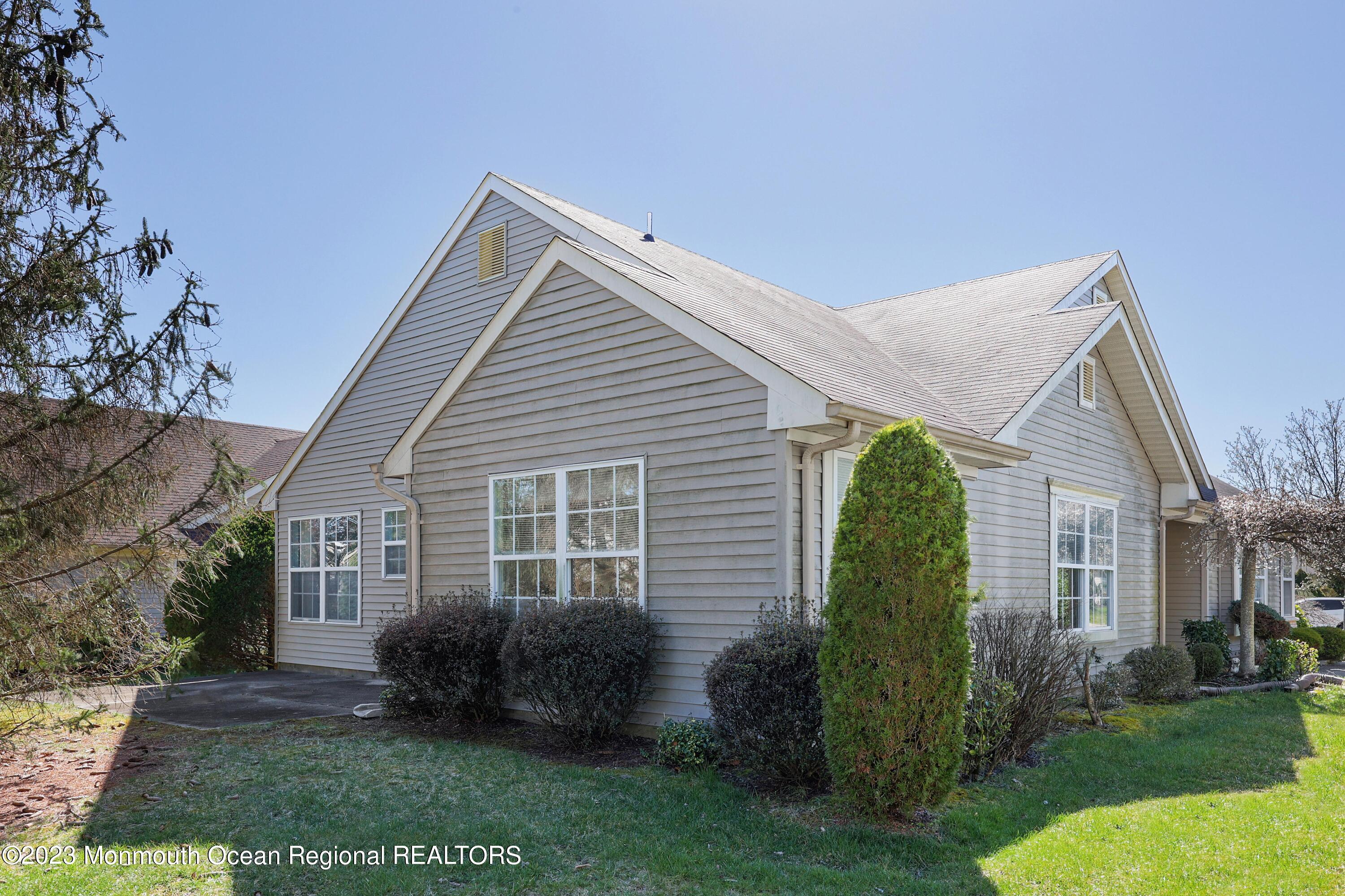 2923 Rock Hill Lane