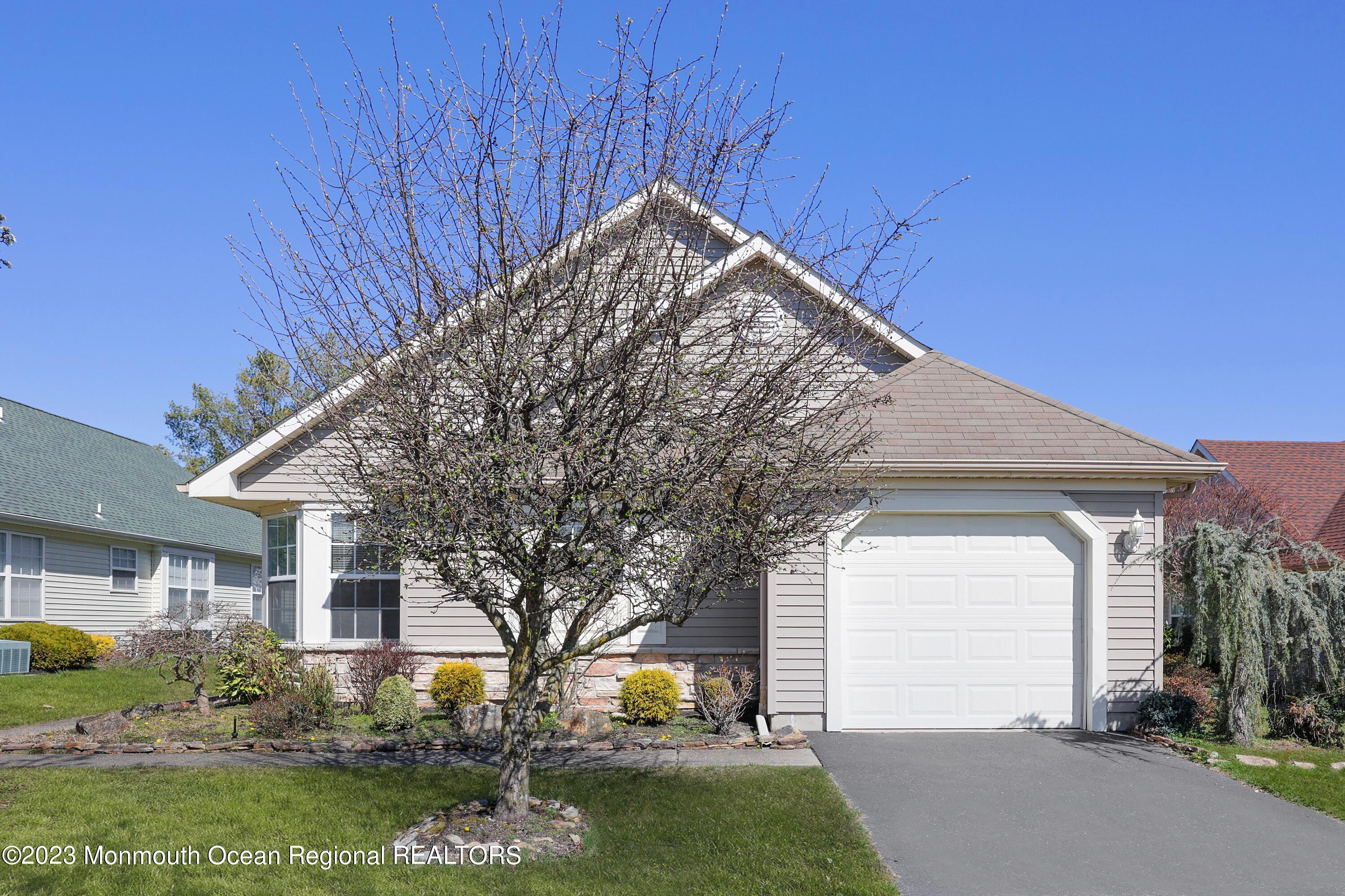 2923 Rock Hill Lane