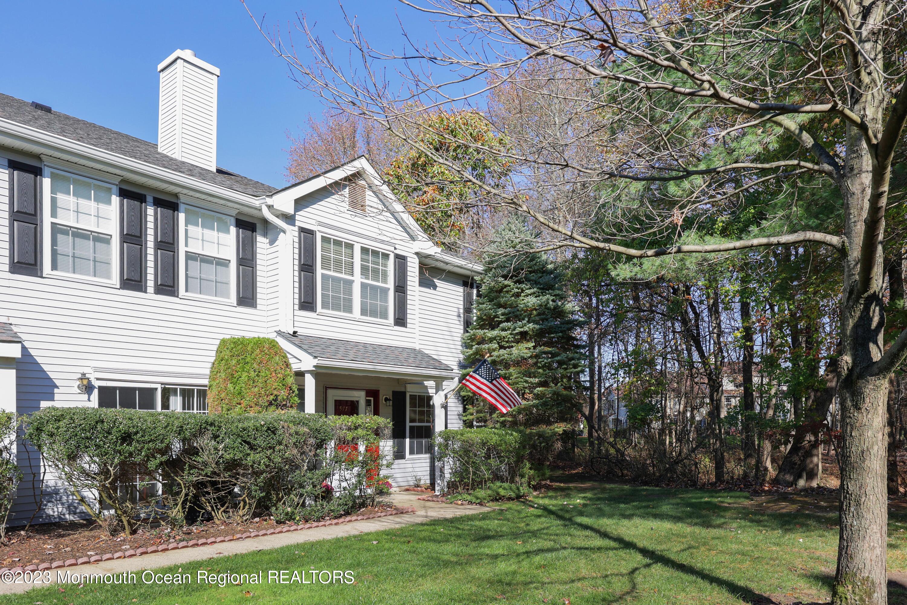 977 Lily Court