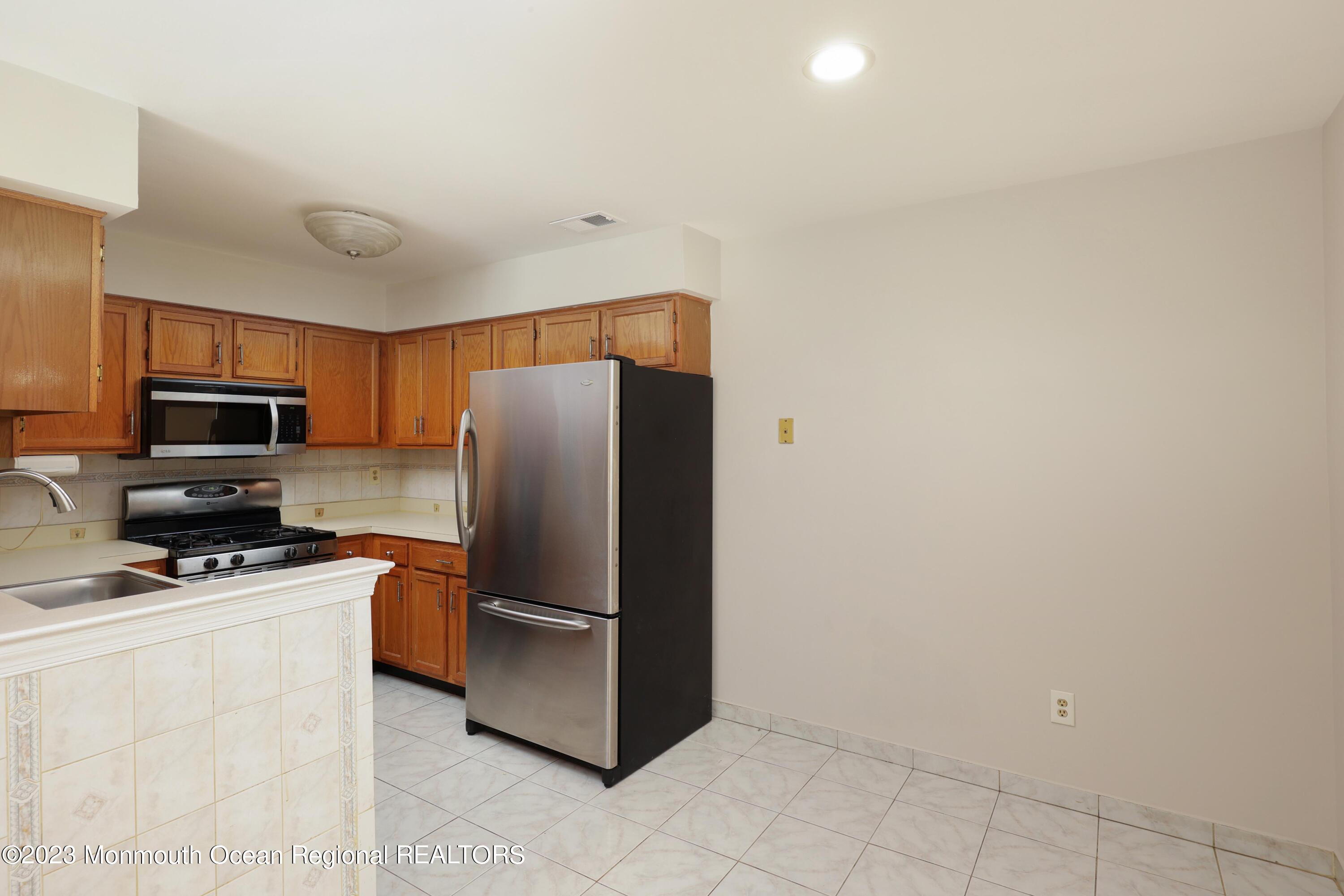 977 Lily Court