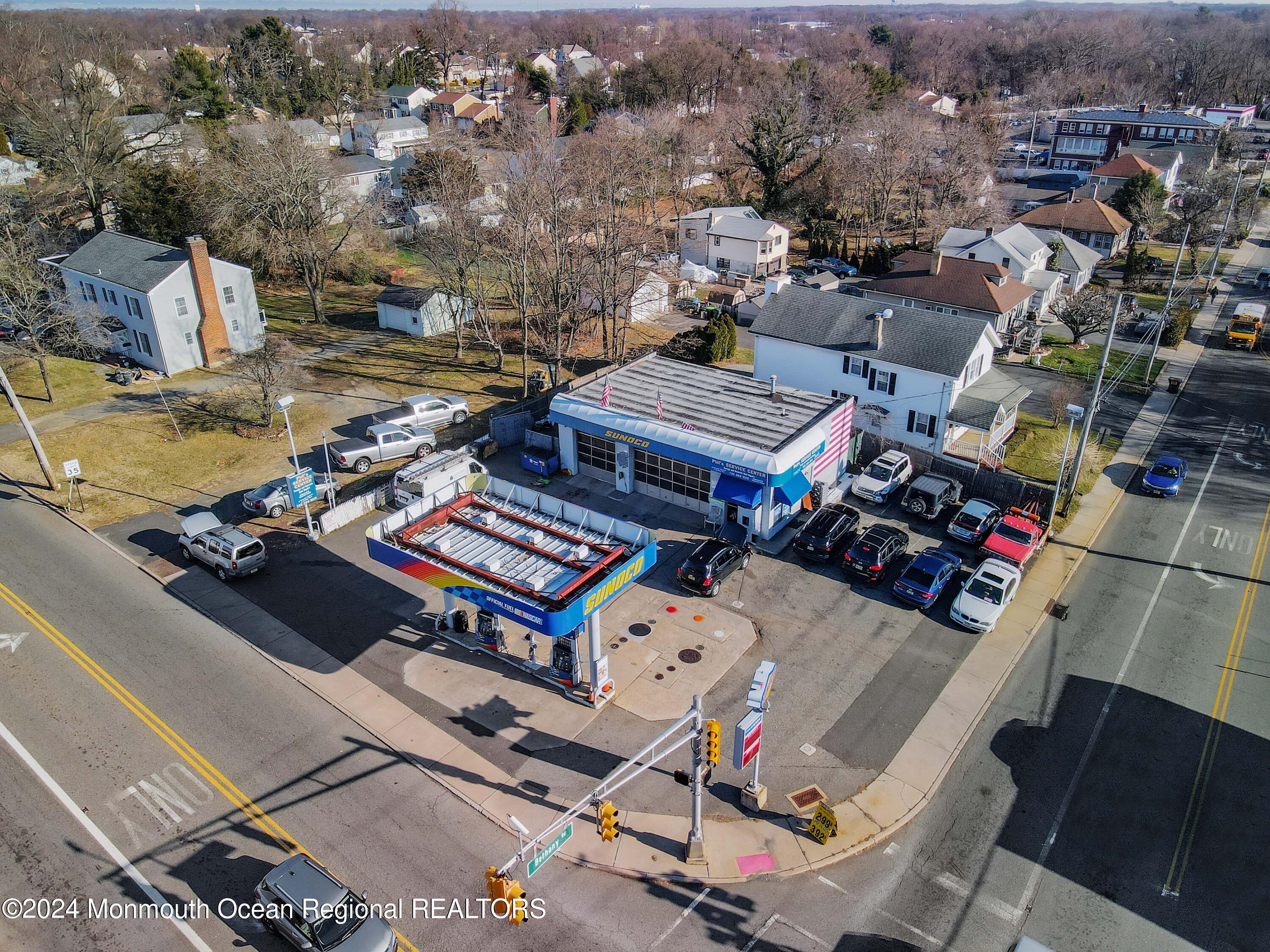 695 Holmdel Road