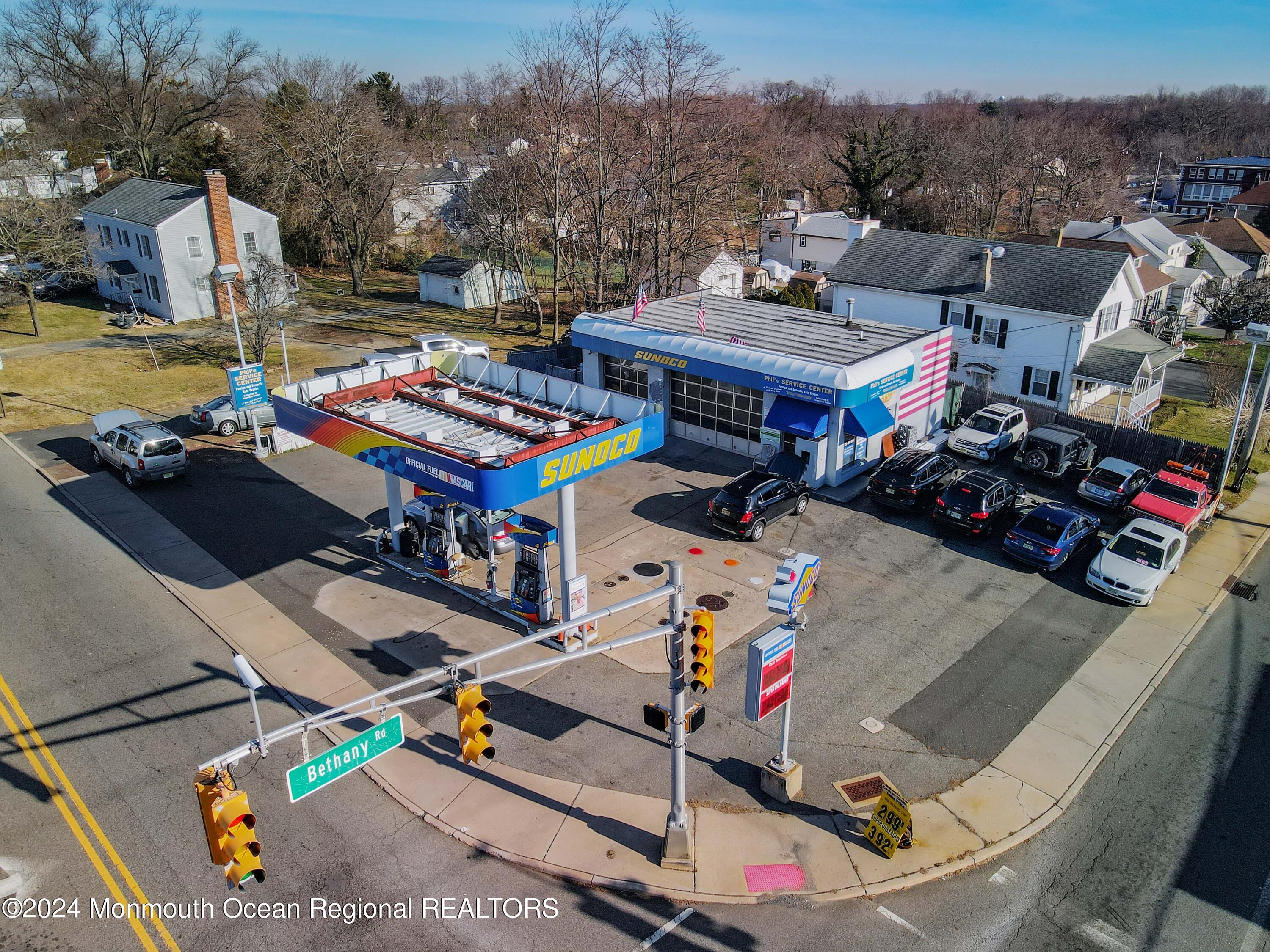 695 Holmdel Road