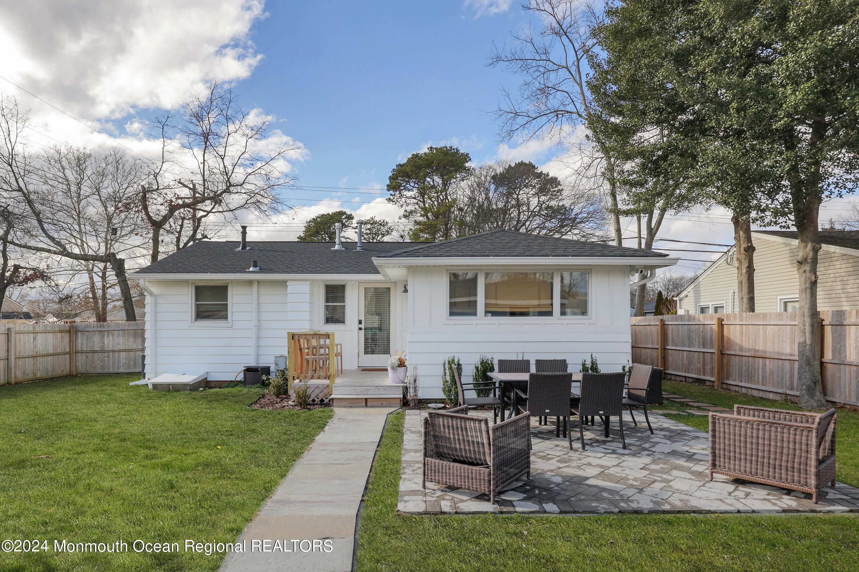 908 Northstream Parkway
