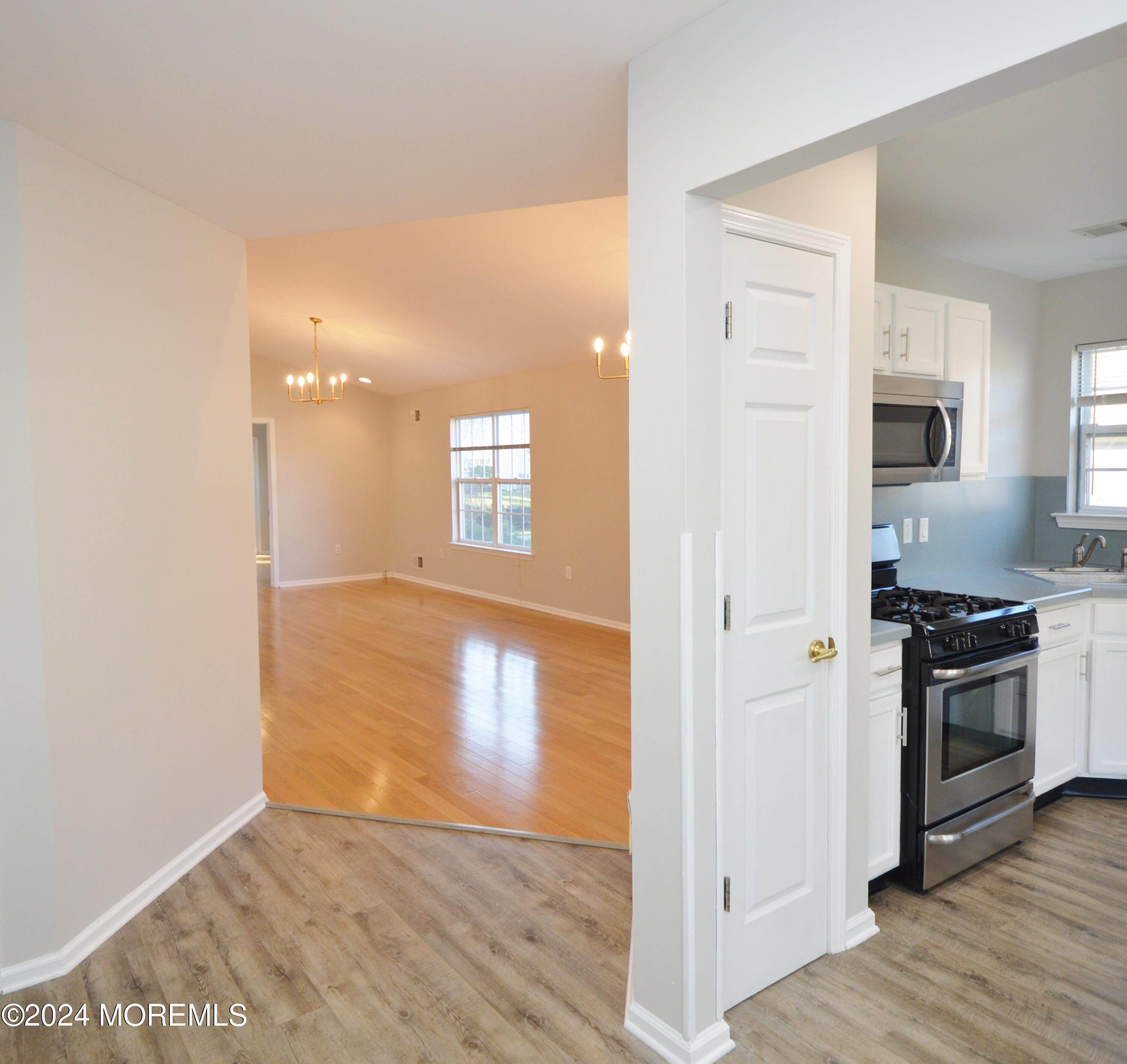 3176 Wood Spring Lane