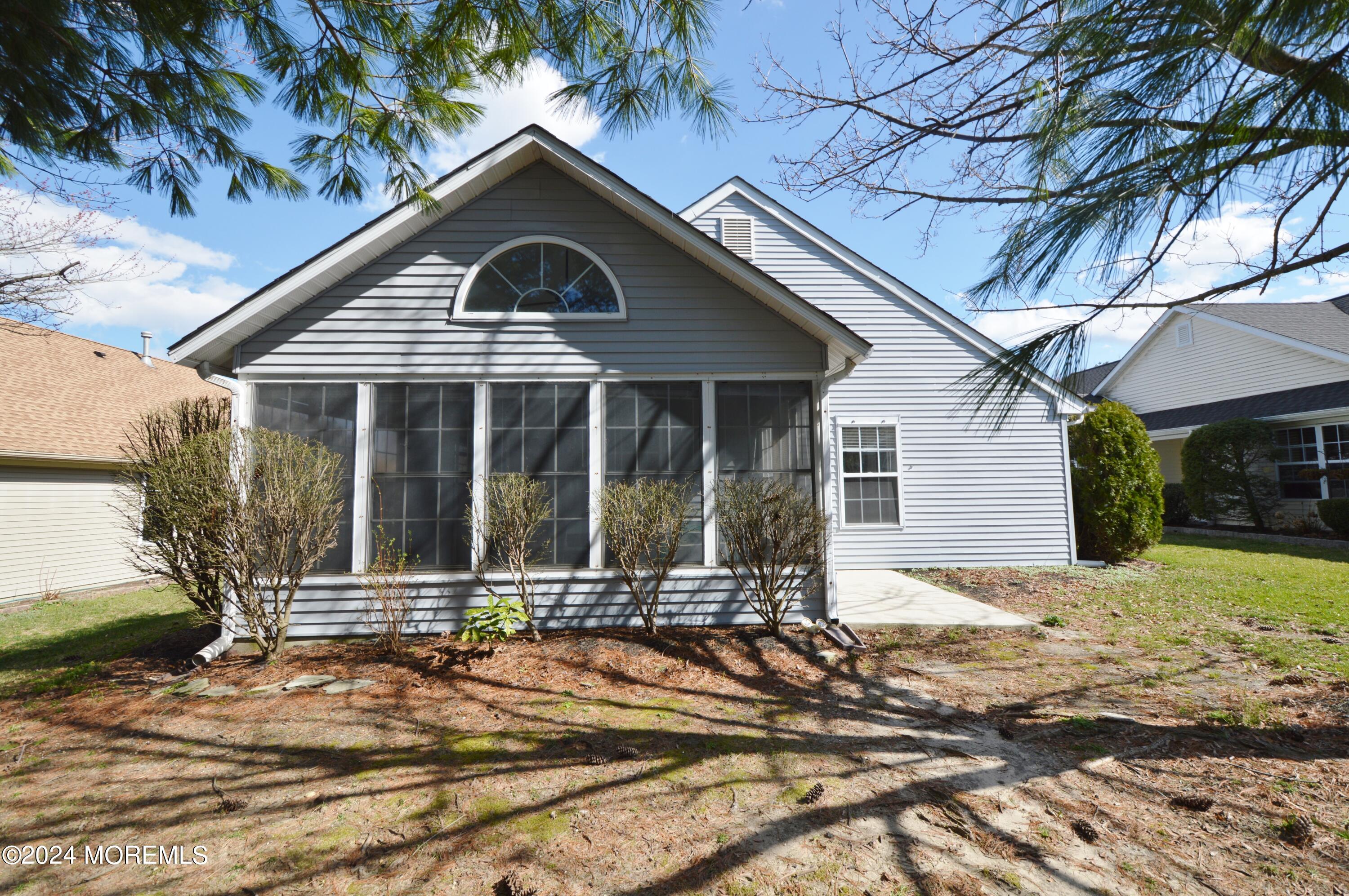 3176 Wood Spring Lane