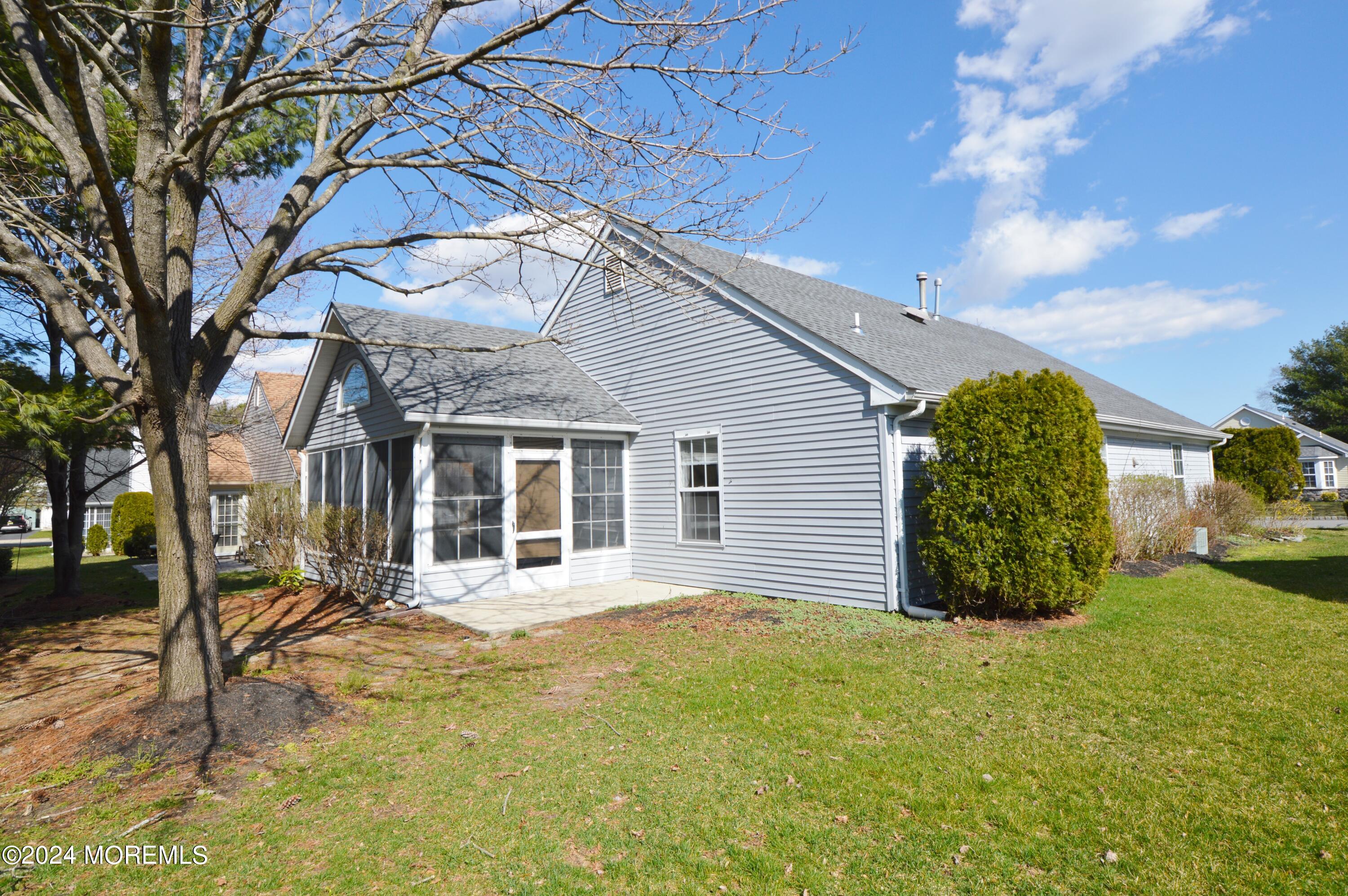 3176 Wood Spring Lane