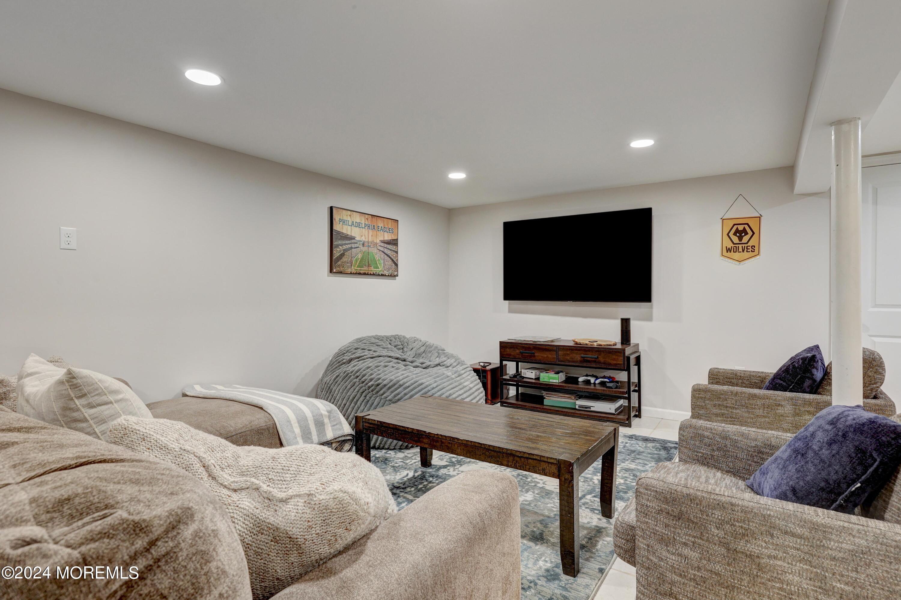 33 Maple Drive