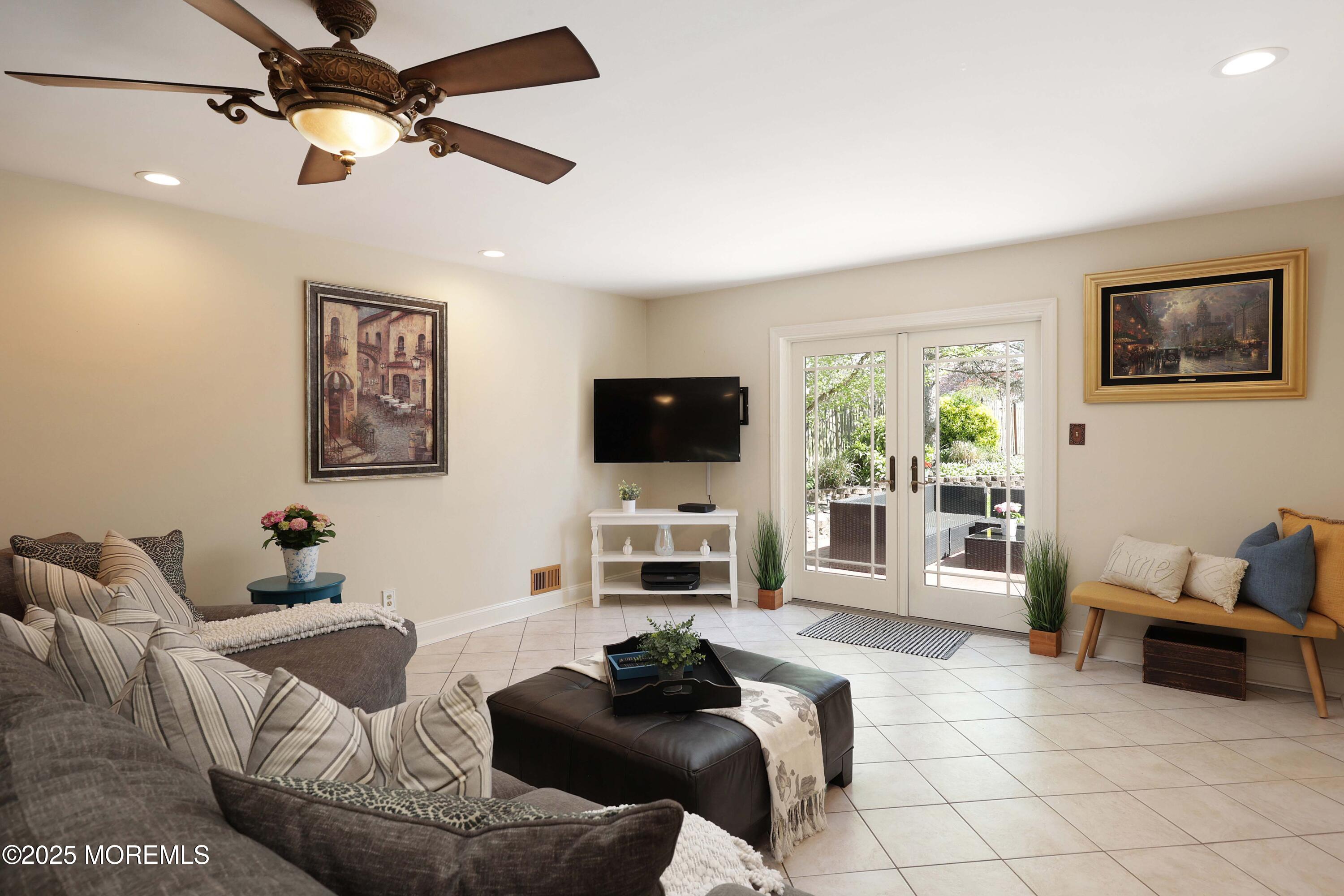 39 Snowdrift Lane