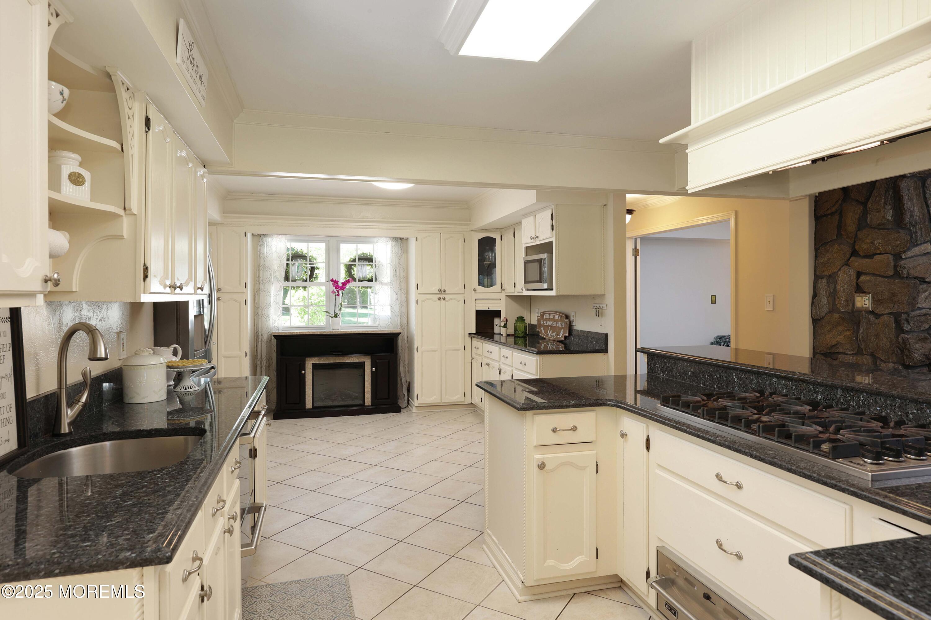 39 Snowdrift Lane