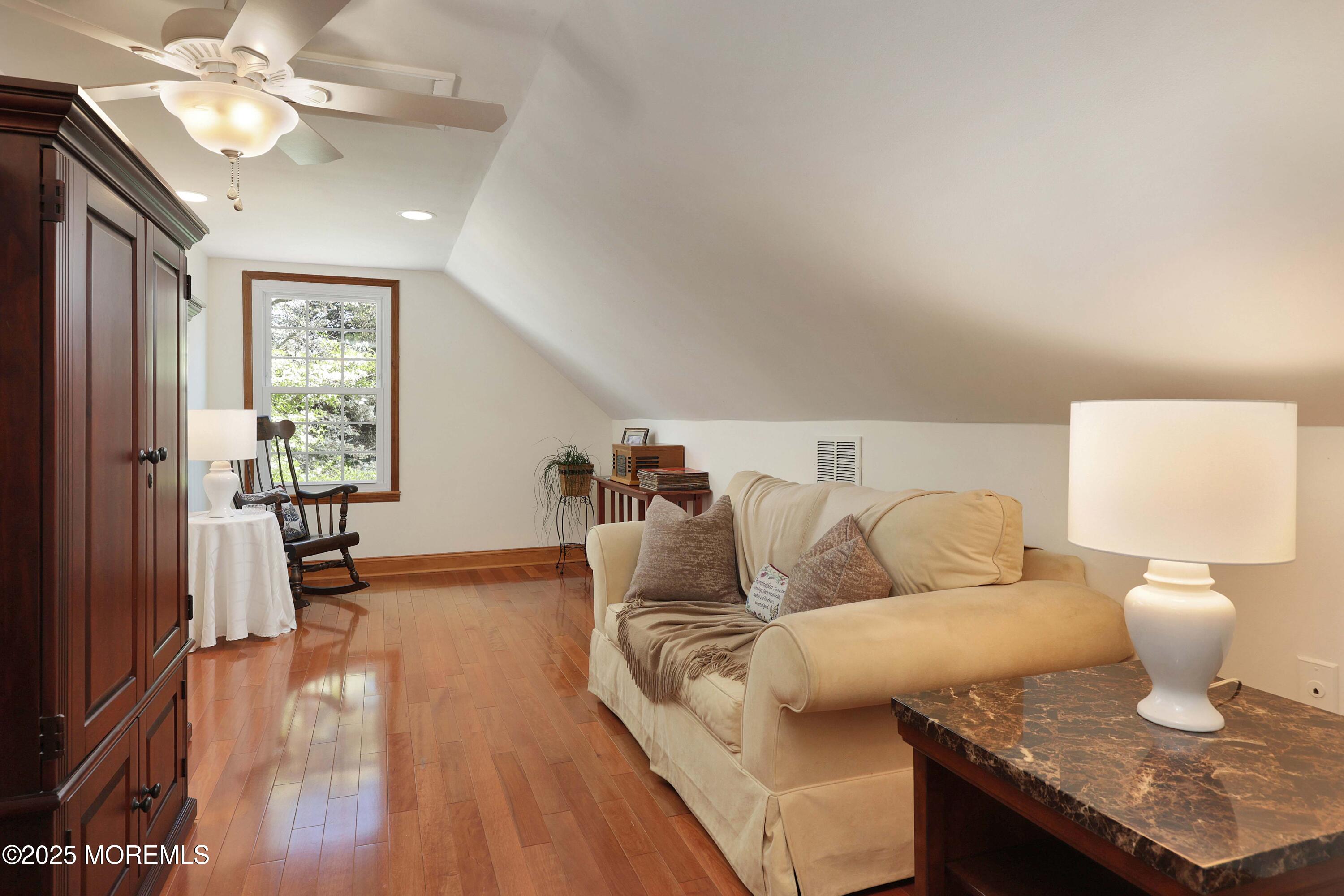 39 Snowdrift Lane