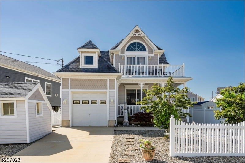 31 Ward Dr