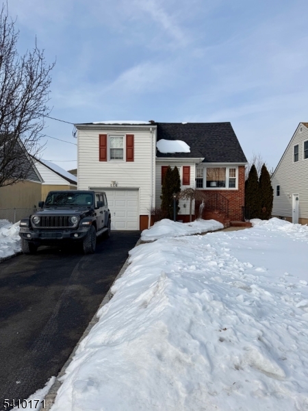 556 Locust Ave
