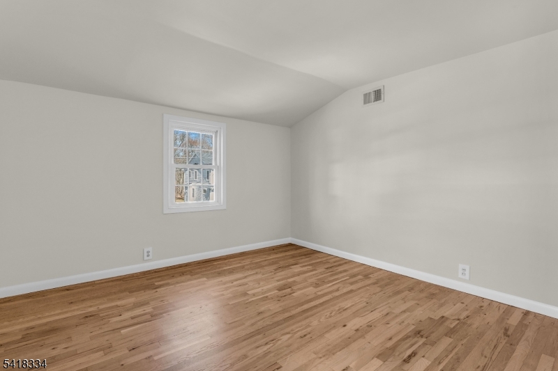 306 Bloomingdale Ave