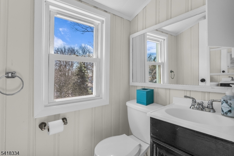 306 Bloomingdale Ave