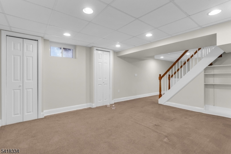 306 Bloomingdale Ave