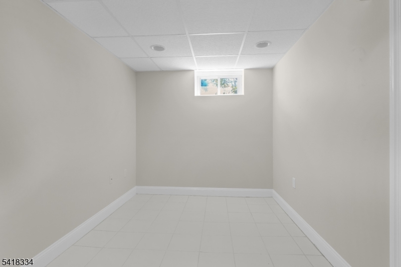 306 Bloomingdale Ave