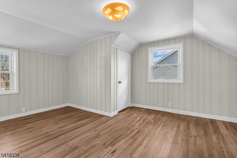 306 Bloomingdale Ave