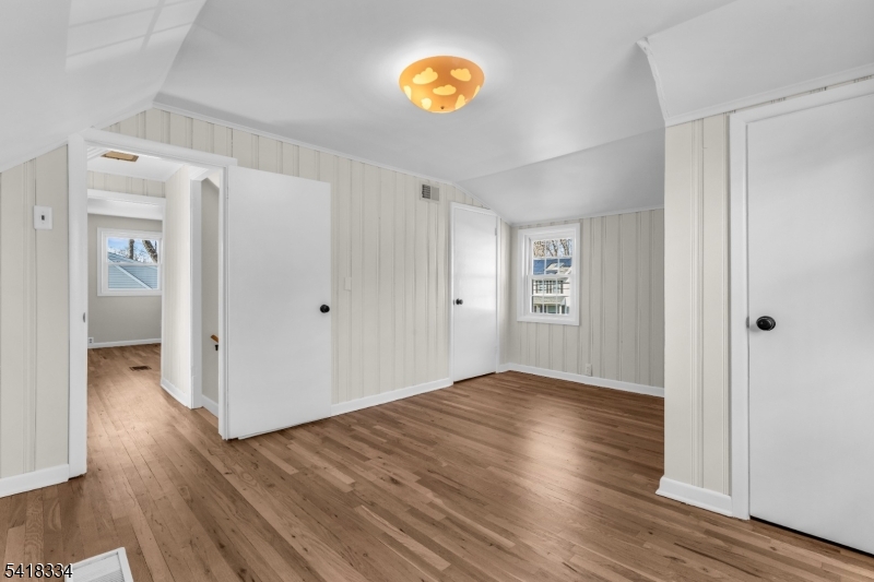 306 Bloomingdale Ave