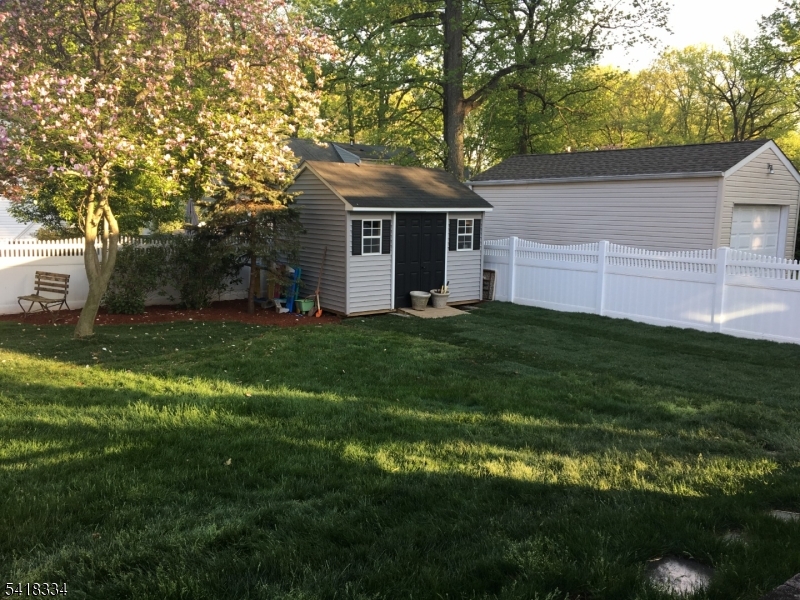 306 Bloomingdale Ave