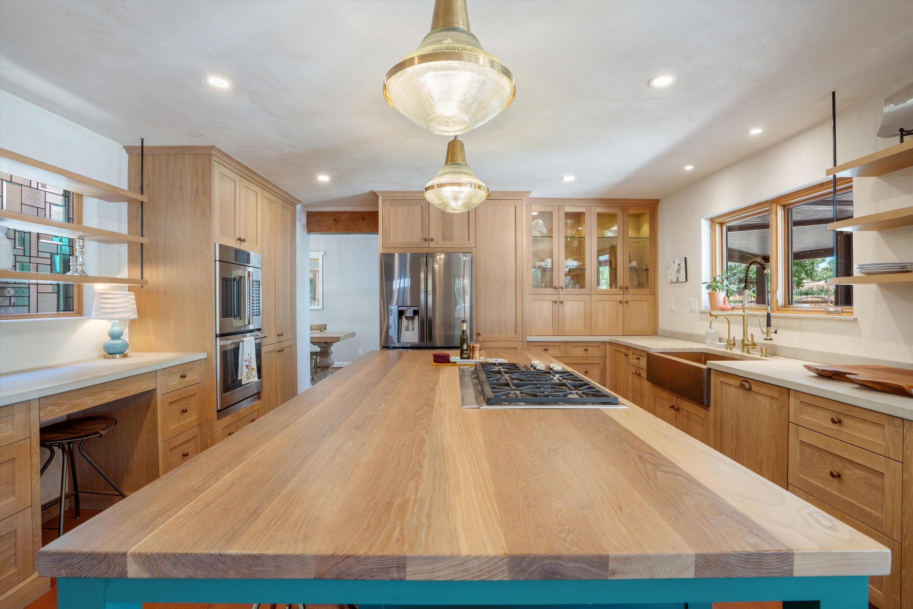 2408 CALLE DE PANZA NW