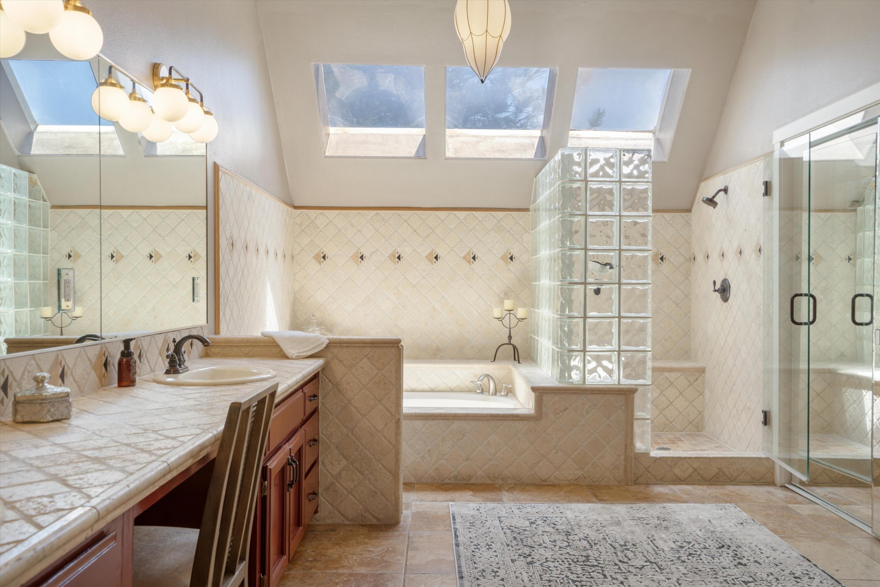 2408 CALLE DE PANZA NW