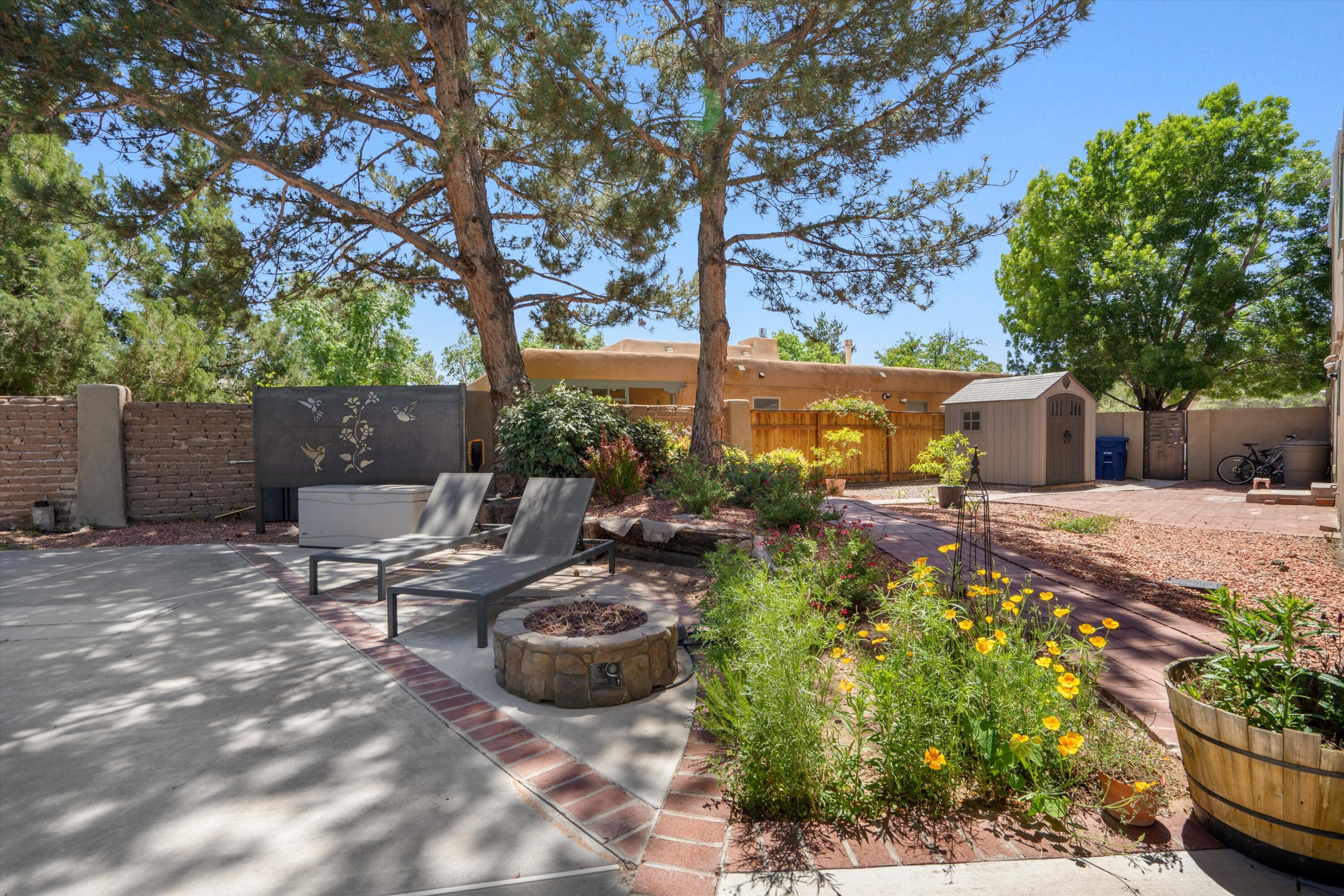 2408 CALLE DE PANZA NW