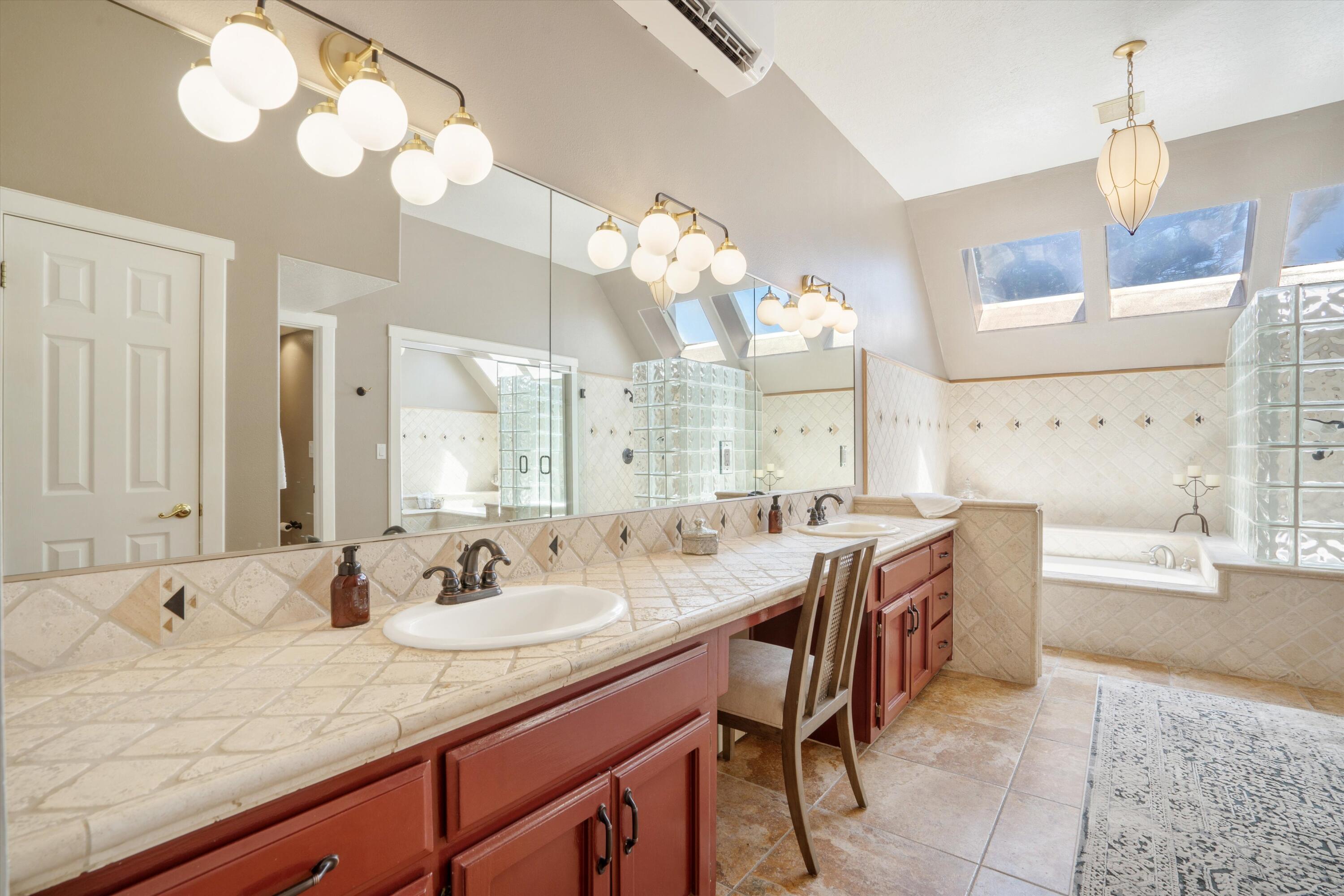 2408 CALLE DE PANZA NW