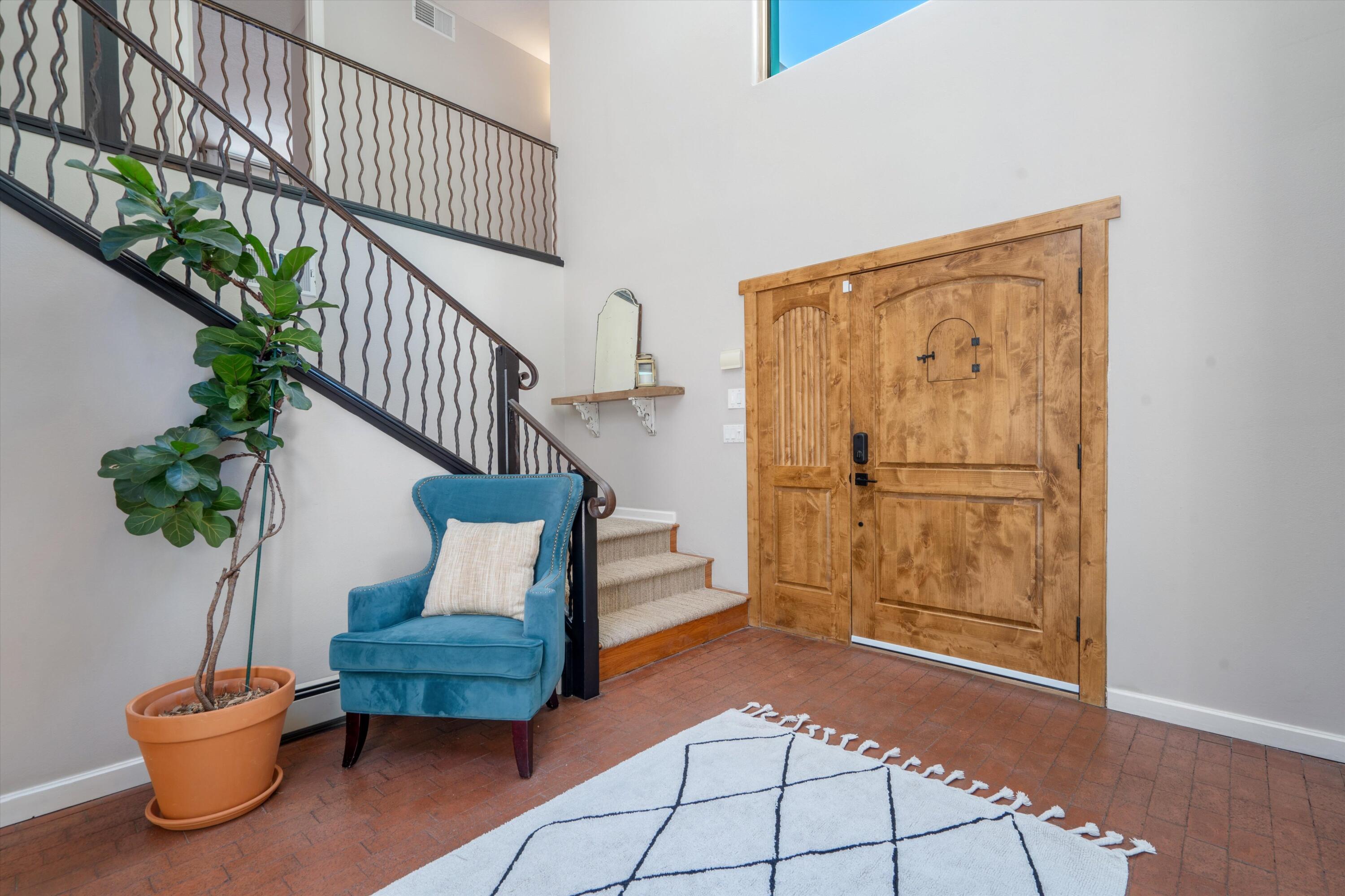 2408 CALLE DE PANZA NW